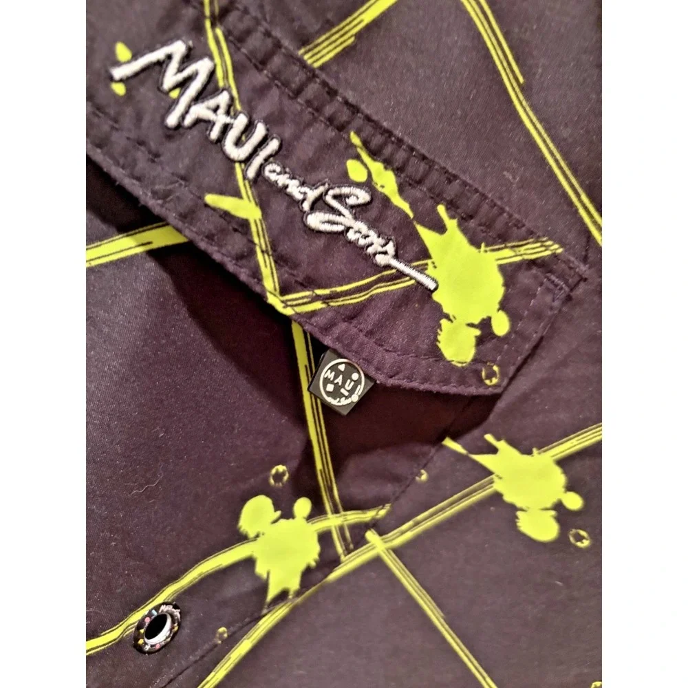 Maui and Sons black swim trunks with neon yellow/green graphic pattern Size 34